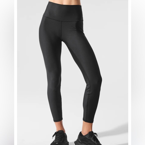 All Black Airlift 7/8 Leggings NWT Large - Picture 2 of 9